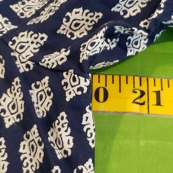 Talbots Tunic Top Size Medium Women’s Popover Blouse Cotton Embroidered LS - Picture 9 of 11